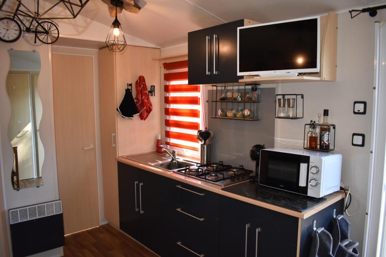Mobil-Home Sur Terrain Bucolique Hyères Esterno foto