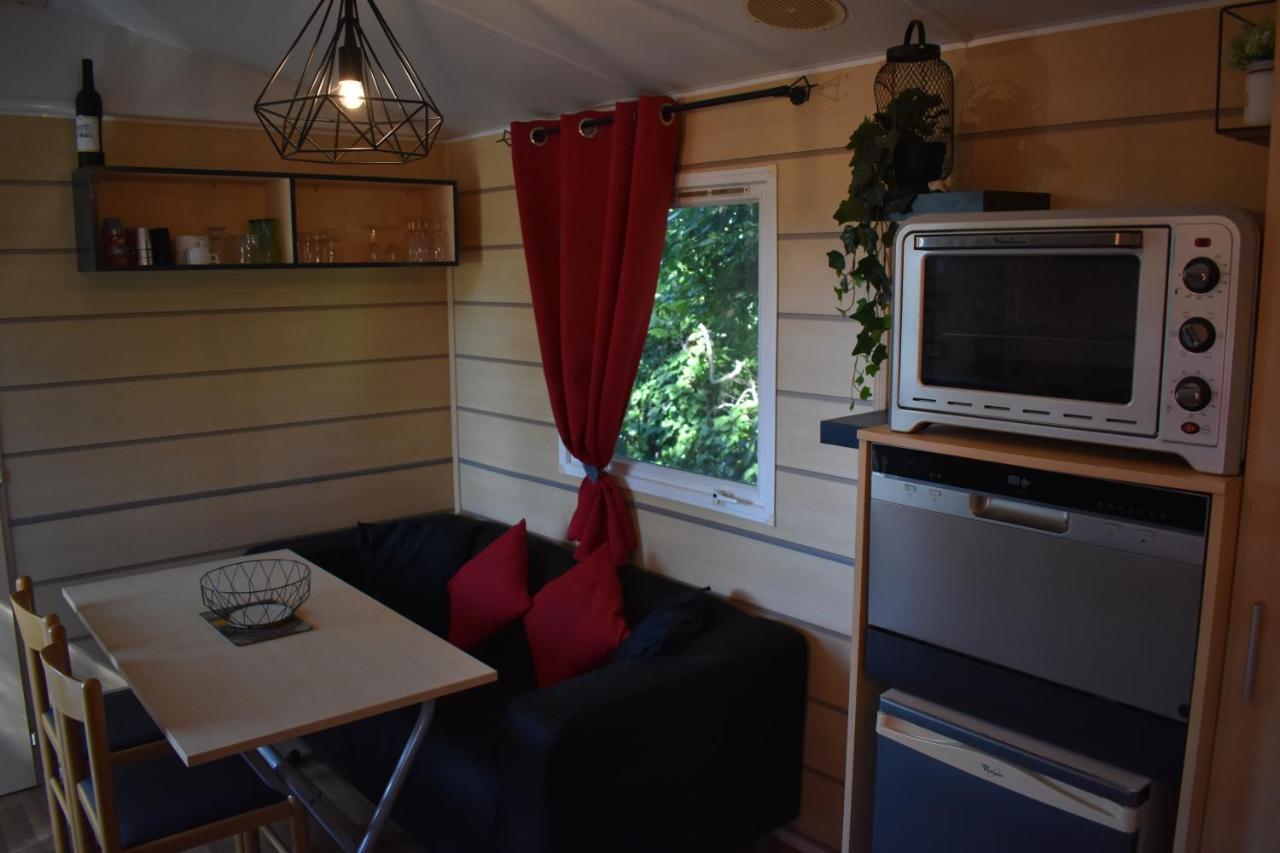 Mobil-Home Sur Terrain Bucolique Hyères Esterno foto